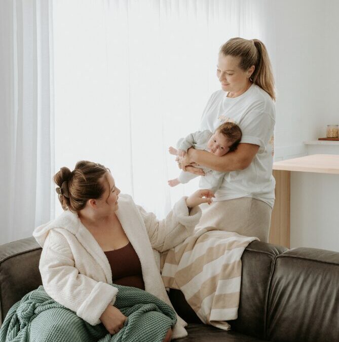 The Postpartum Traffic Light System: A Simple Guide to Navigating Life After Birth